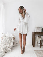 Vestido corto con volantes